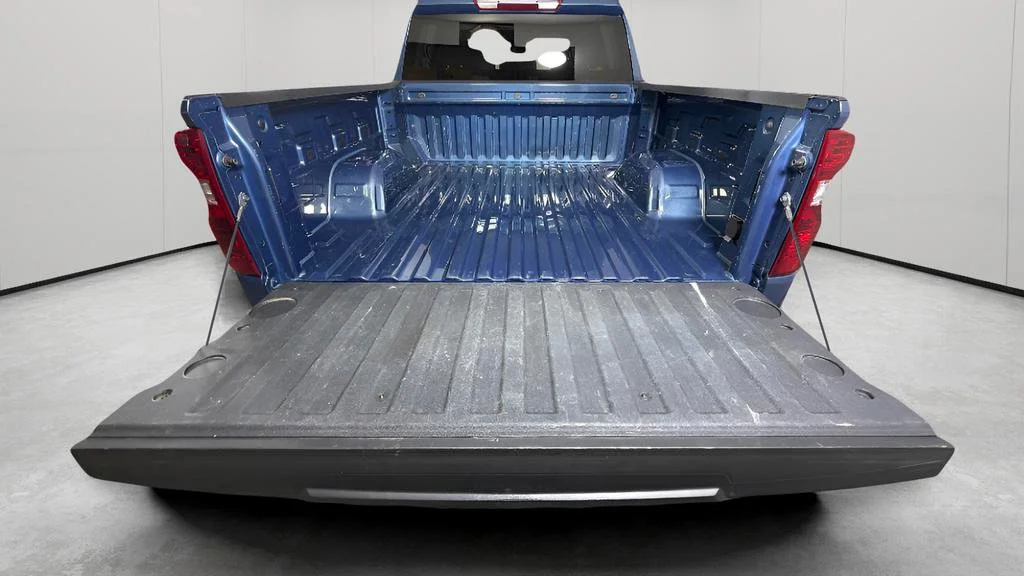 Used 2024 Lakeshore Blue Metallic Chevrolet Custom image 27
