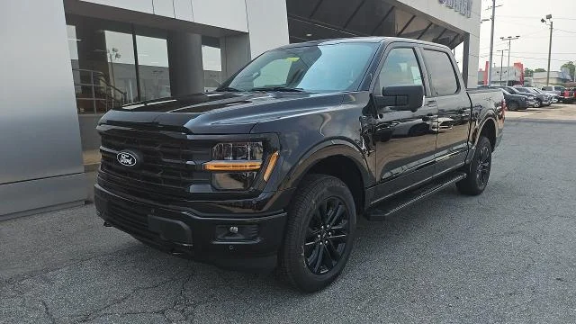 New 2026 Agate Black Metallic Ford XLT 4WD image 31