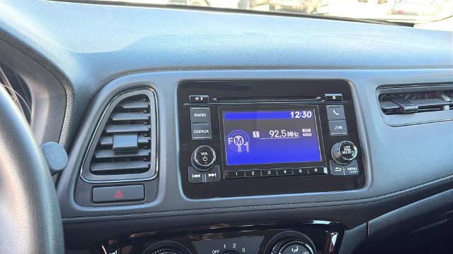 Used 2018 Modern Steel Metallic Honda LX image 16