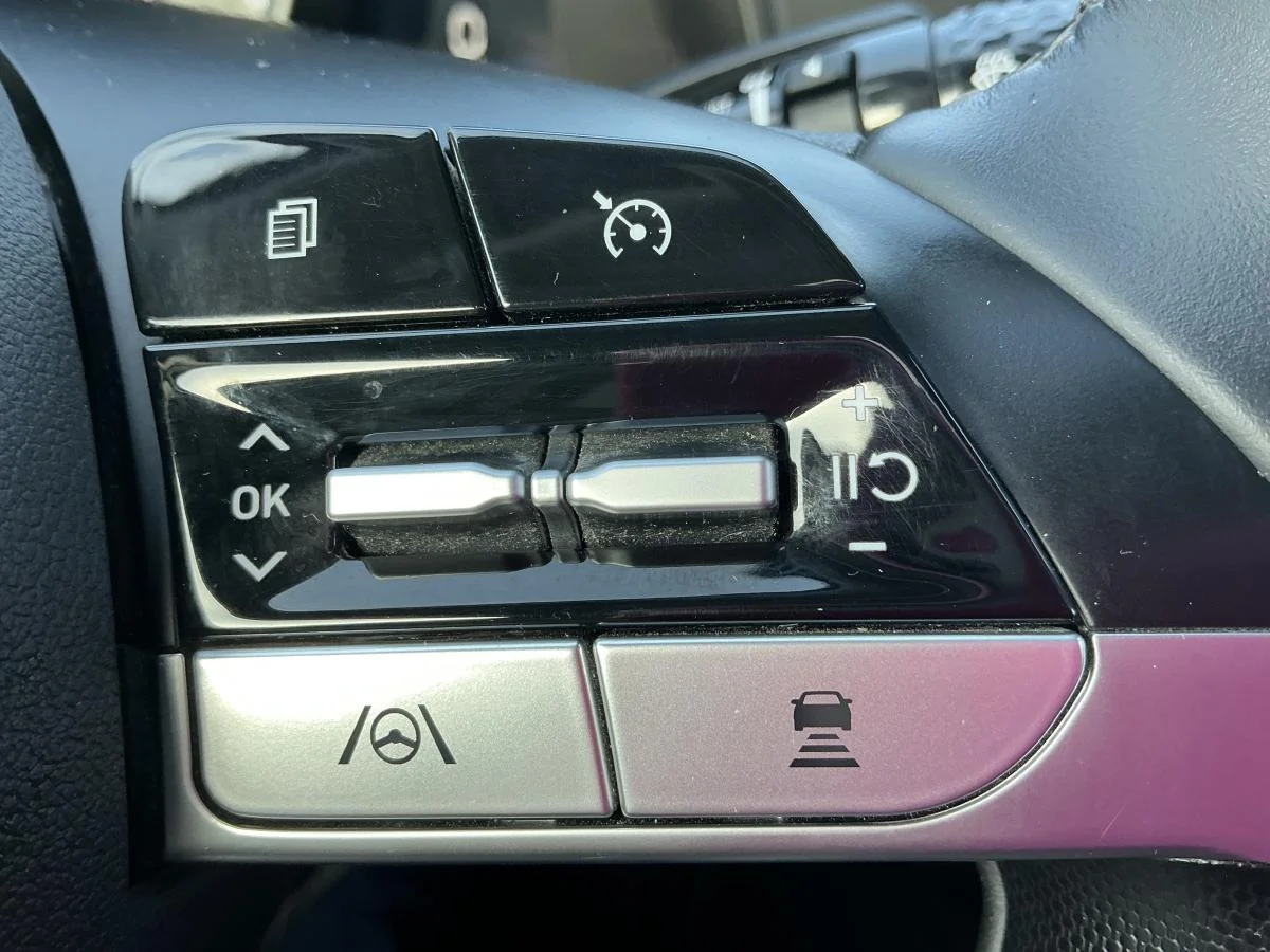 Used 2022 Grey Hyundai Ultimate image 22