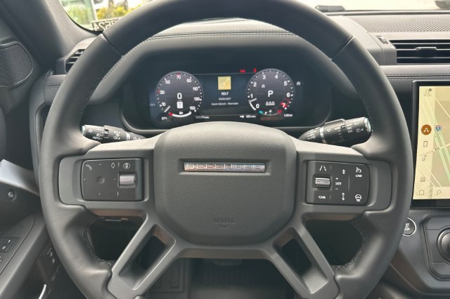 New 2026 Fuji White Land Rover X-Dynamic SE image 22