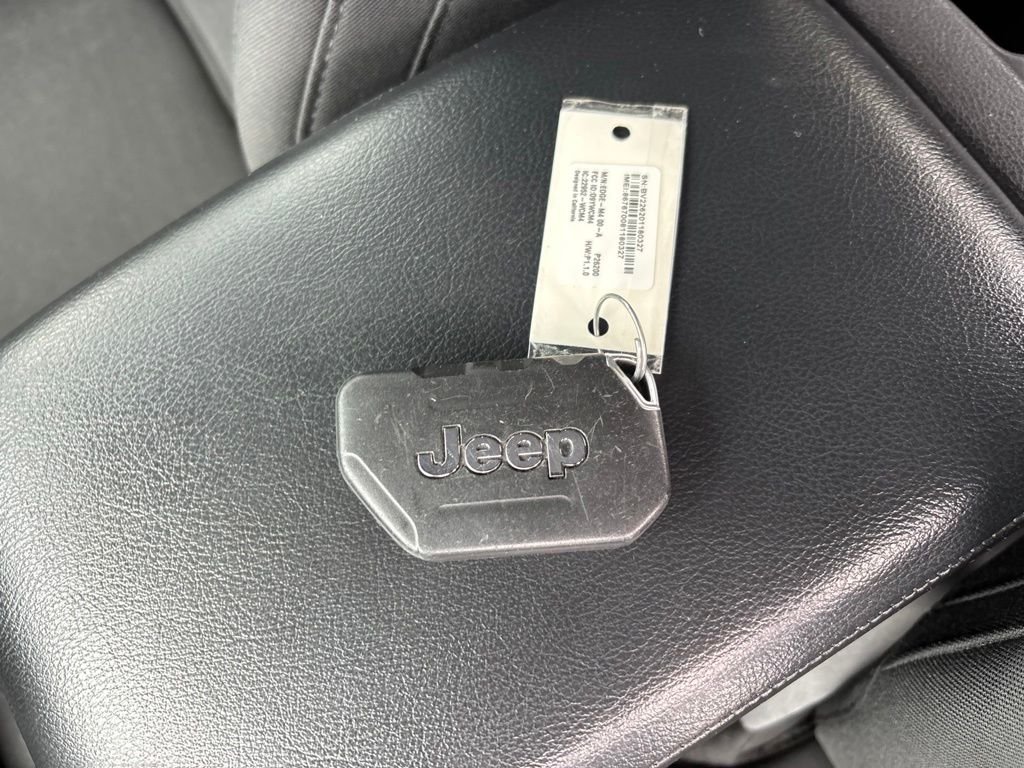 Used 2020 White Jeep Sport image 25
