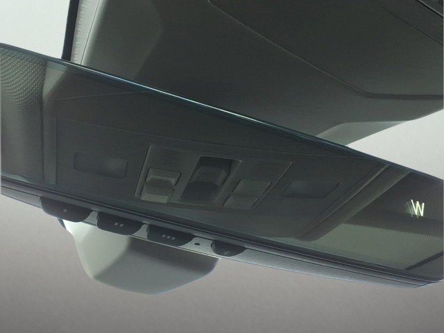 New 2027 Platinum Gray Metallic Volkswagen SE image 23