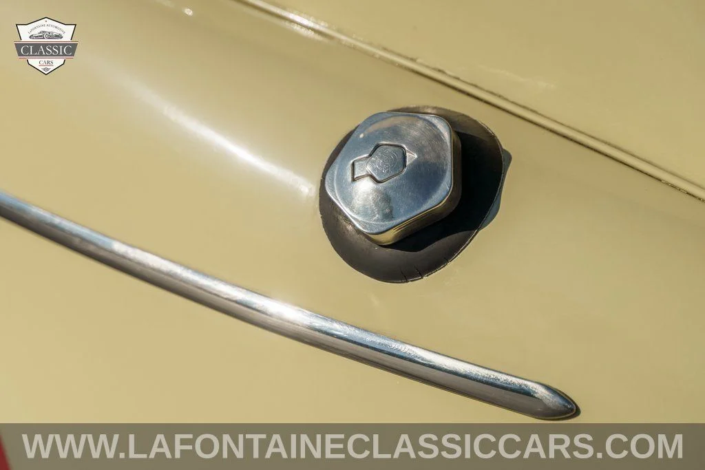 Used 1958 White Volvo  image 33