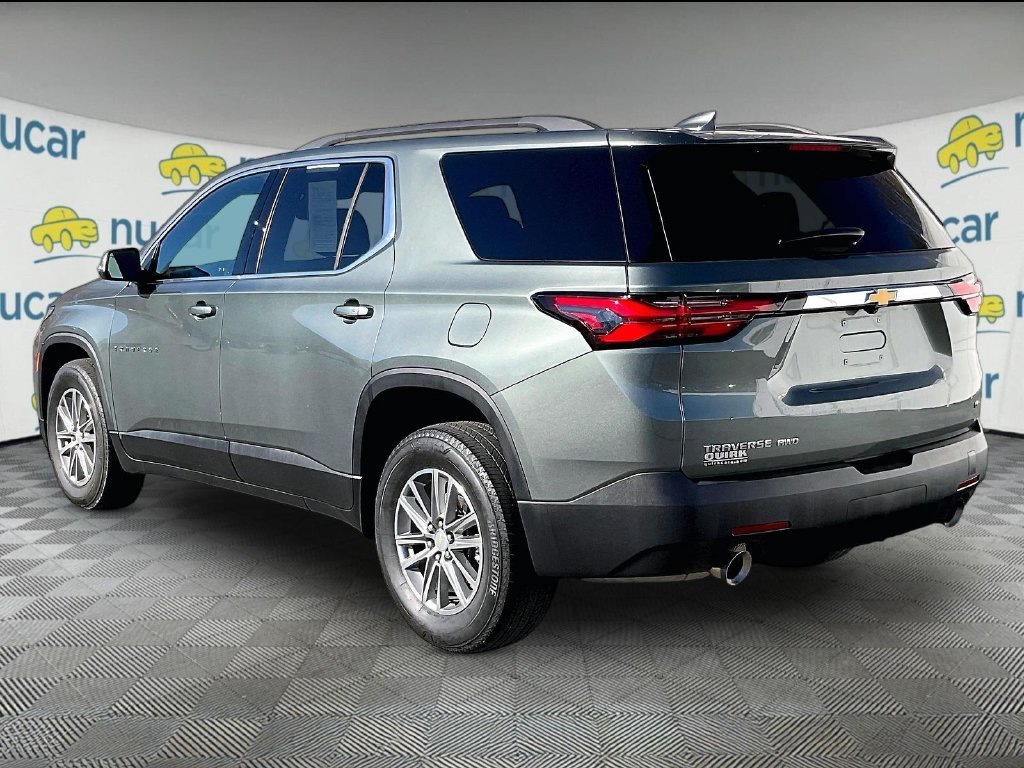 Used 2023 Silver Sage Metallic Chevrolet AWD image 4