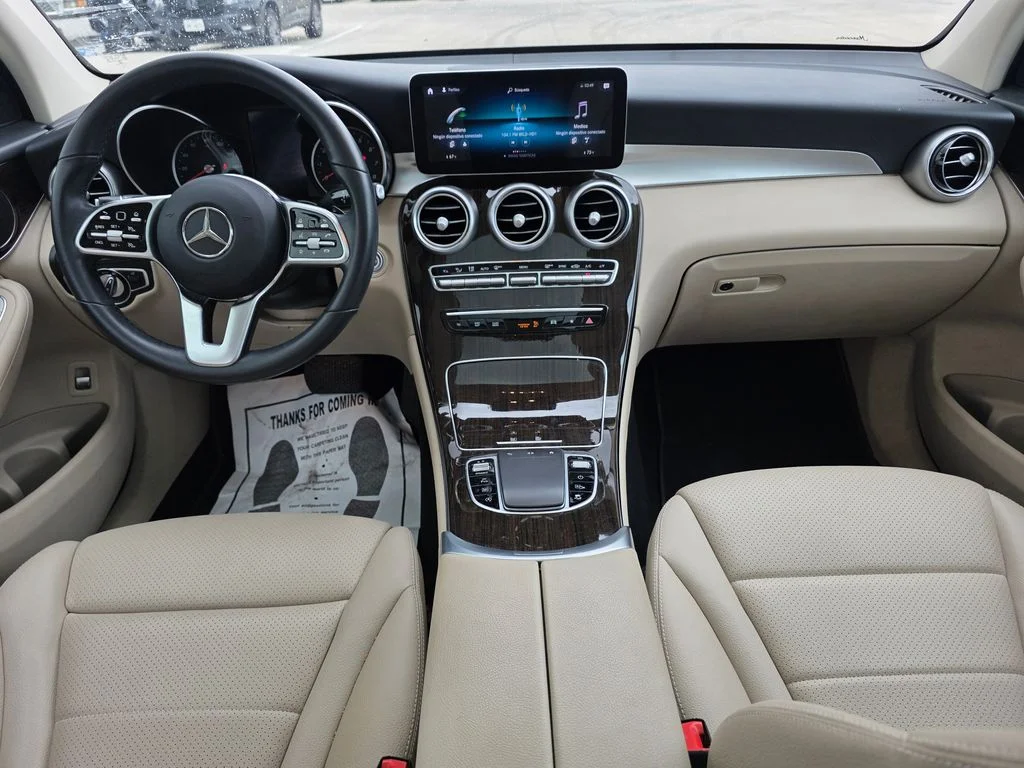 Used 2022 White Mercedes-Benz GLC 300 image 11