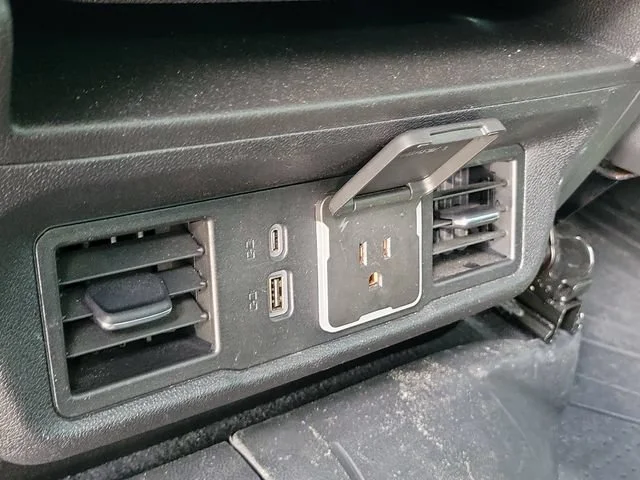 2024 Chevrolet Silverado 3500HD LT - Photo 23