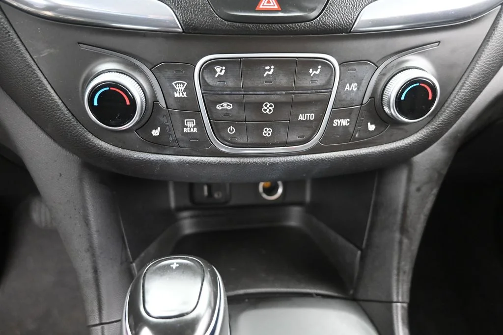 Certified Used 2018 Red Chevrolet LT image 20