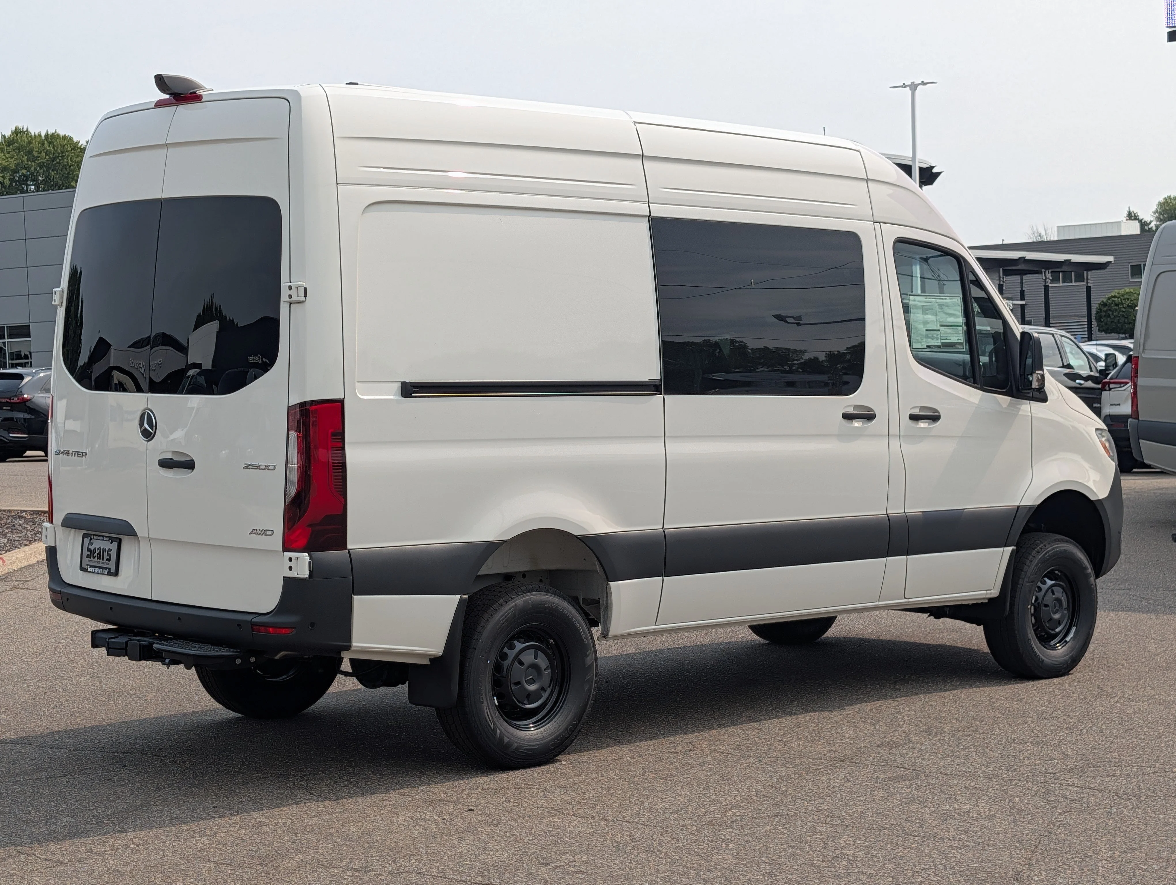 2026 Mercedes-Benz Sprinter Crew Van Base - Photo 9