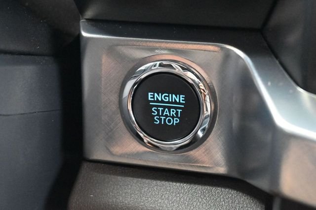 Used 2025 Brown Ford King Ranch image 21