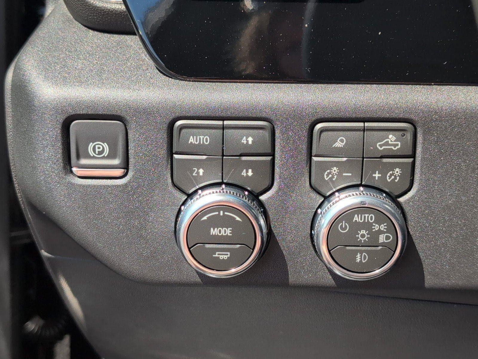 New 2026 Onyx Black GMC SLT image 31