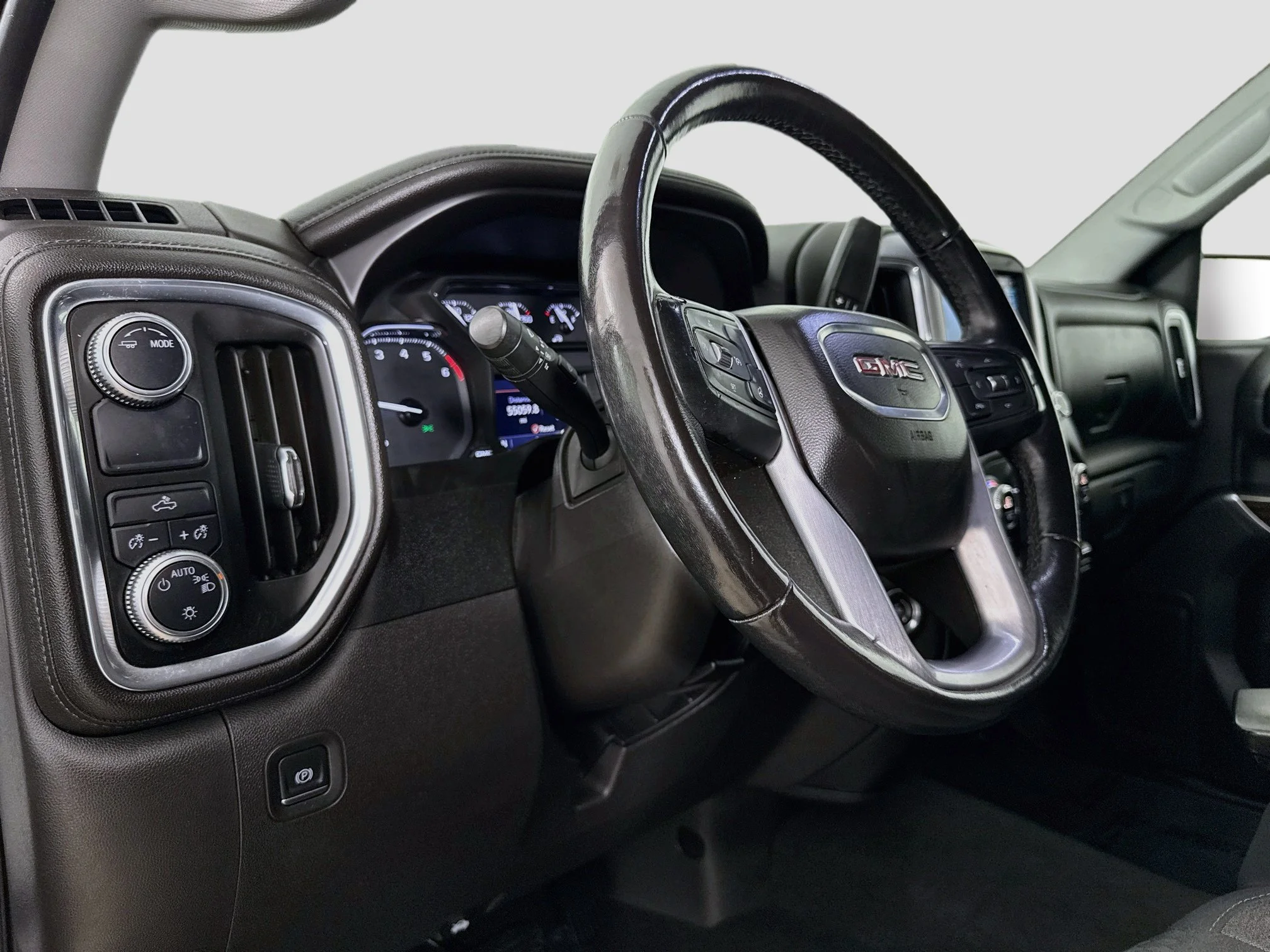 Used 2020 SUMMIT WHITE GMC SLE image 11