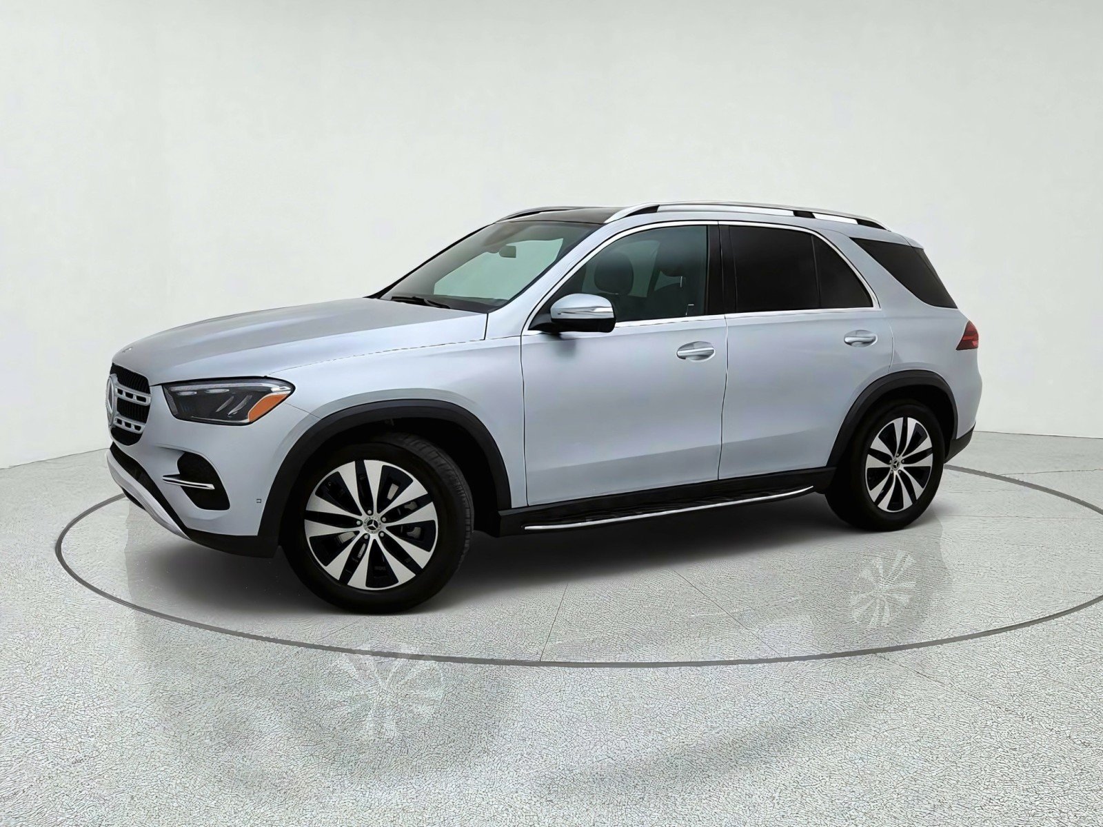 Certified Used 2026 Cirrus Silver Metallic Mercedes-Benz GLE 350 image 15