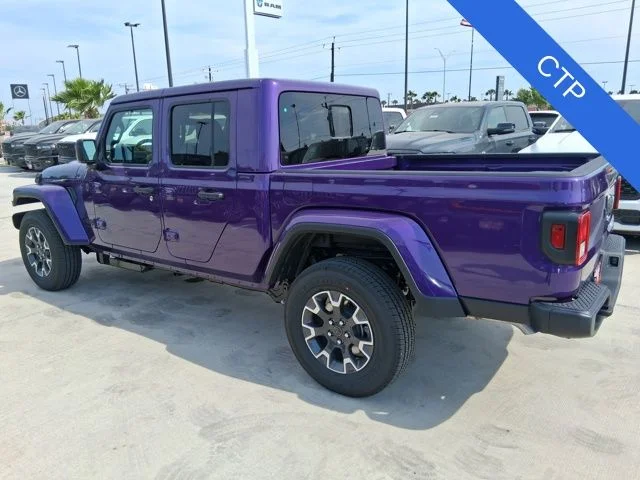 New 2026 Reign Exterior Paint Jeep Sahara image 5