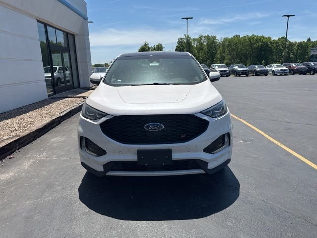 Used 2019 White Platinum Clearcoat Metallic Ford ST image 3