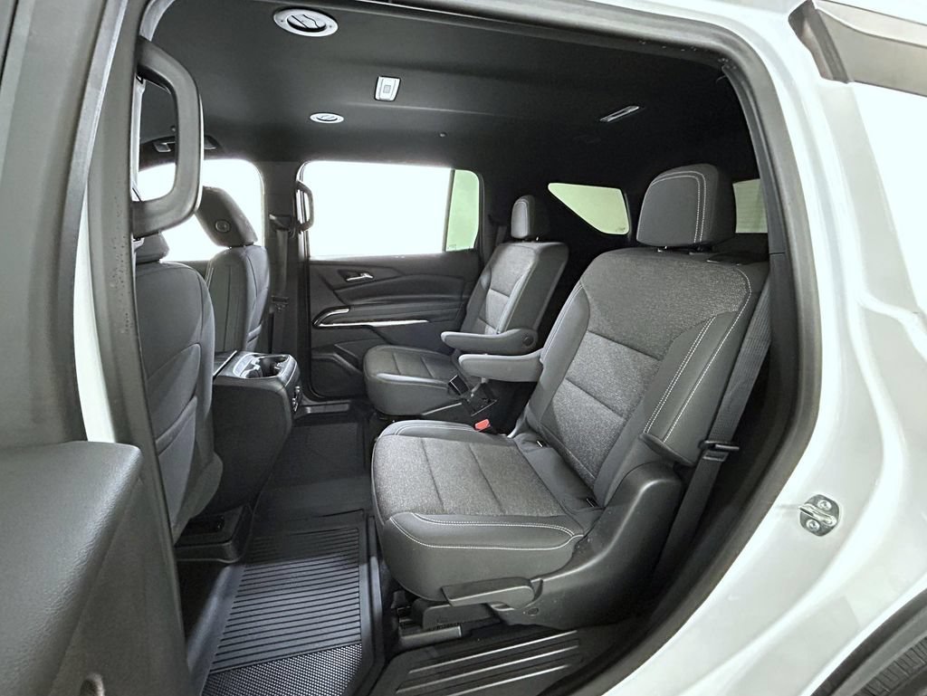 2025 Chevrolet Traverse LT - Photo 20
