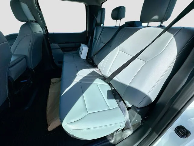 New 2026 Oxford White Ford XL image 15