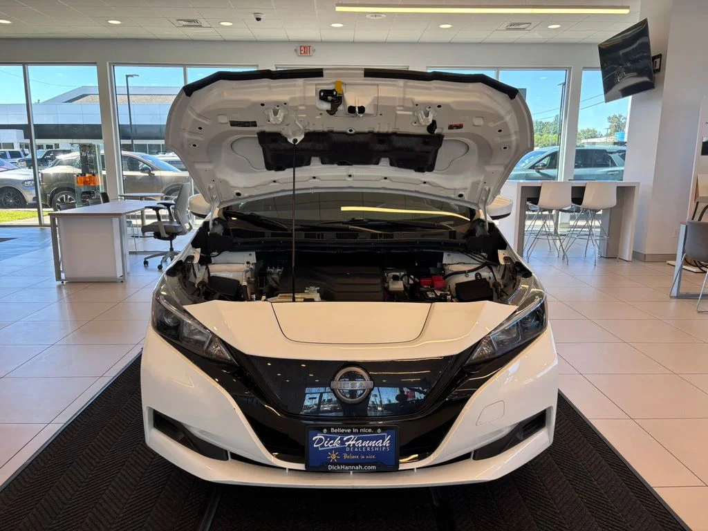 Certified Used 2024 White Nissan S image 5