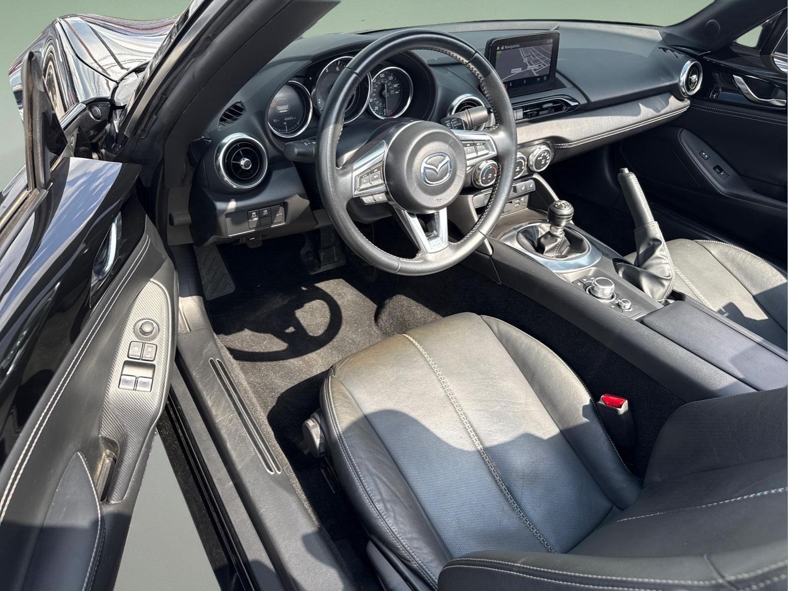 Used 2022 Jet Black Mica Mazda Grand Touring image 16