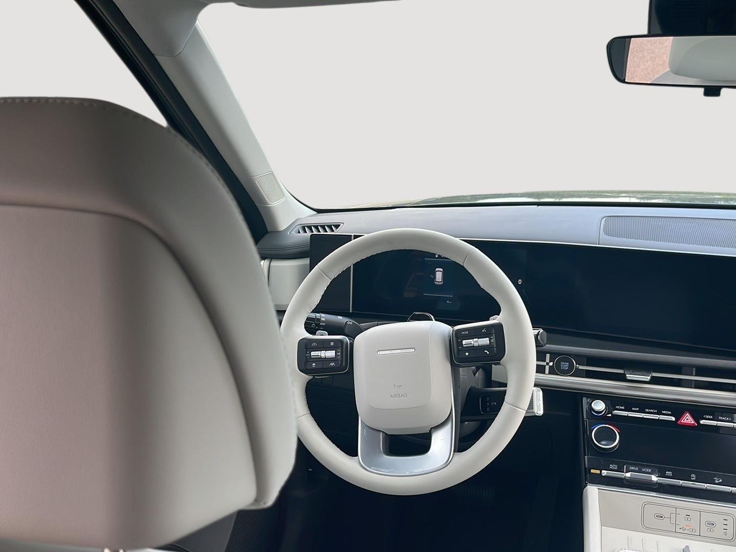 New 2026 Hampton Gray Hyundai SEL AWD image 16