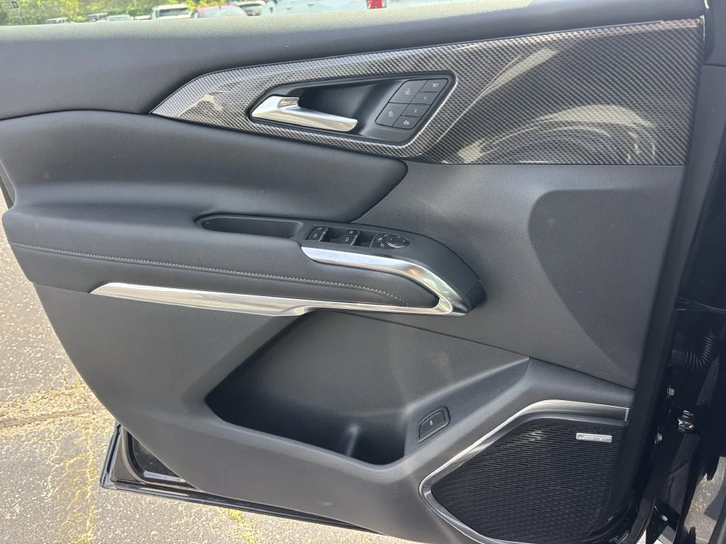 2026 Chevrolet Traverse High Country - Photo 11