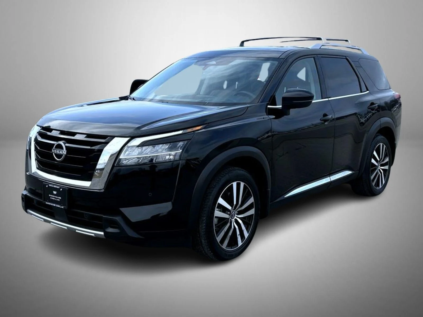 2024 Nissan Pathfinder Platinum 4WD's photo