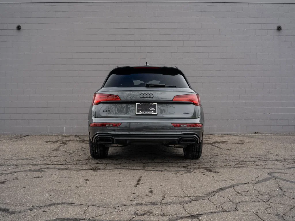 Used 2024 Gray Audi  image 6