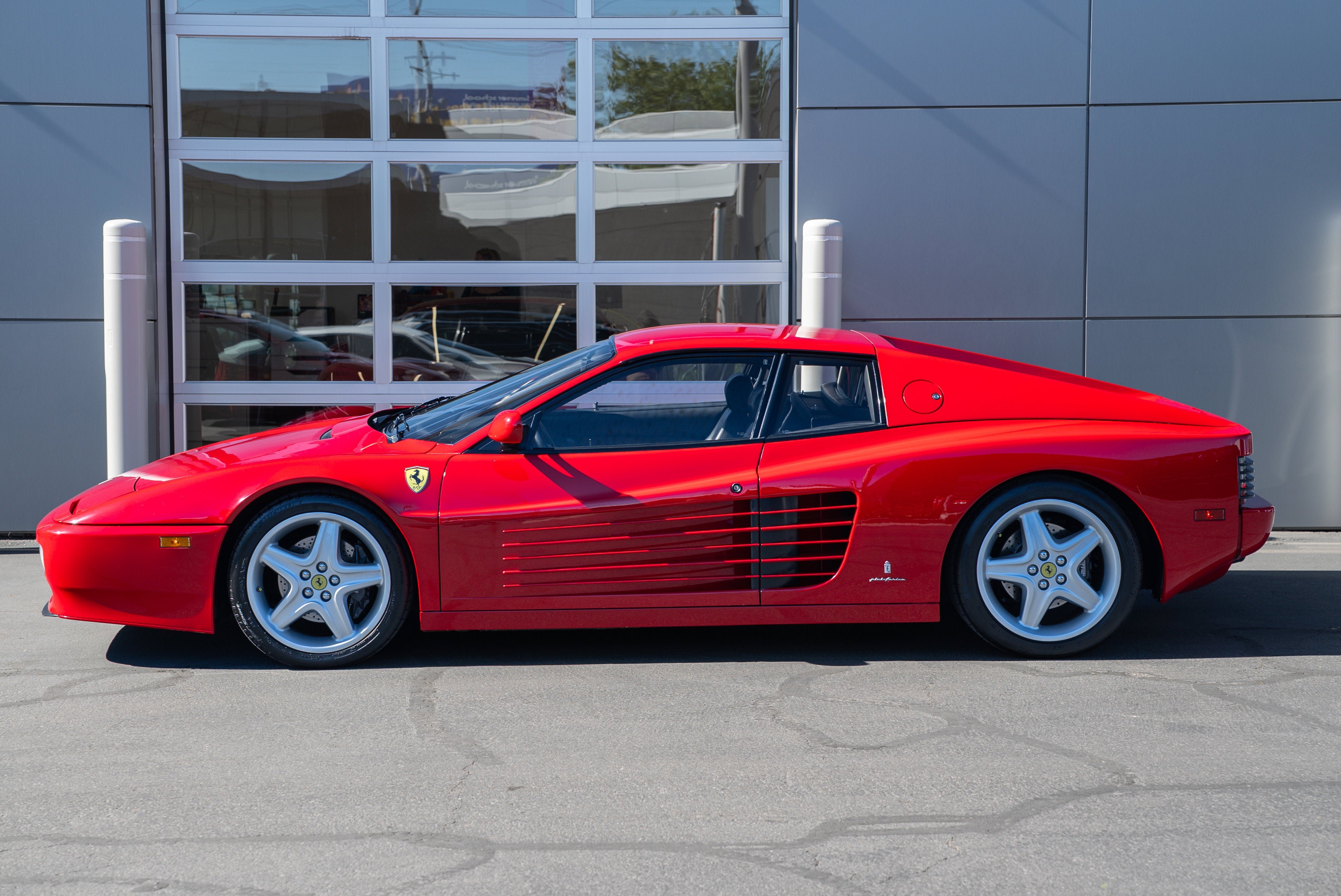 Used 1993 Rosso Corso Ferrari  image 3