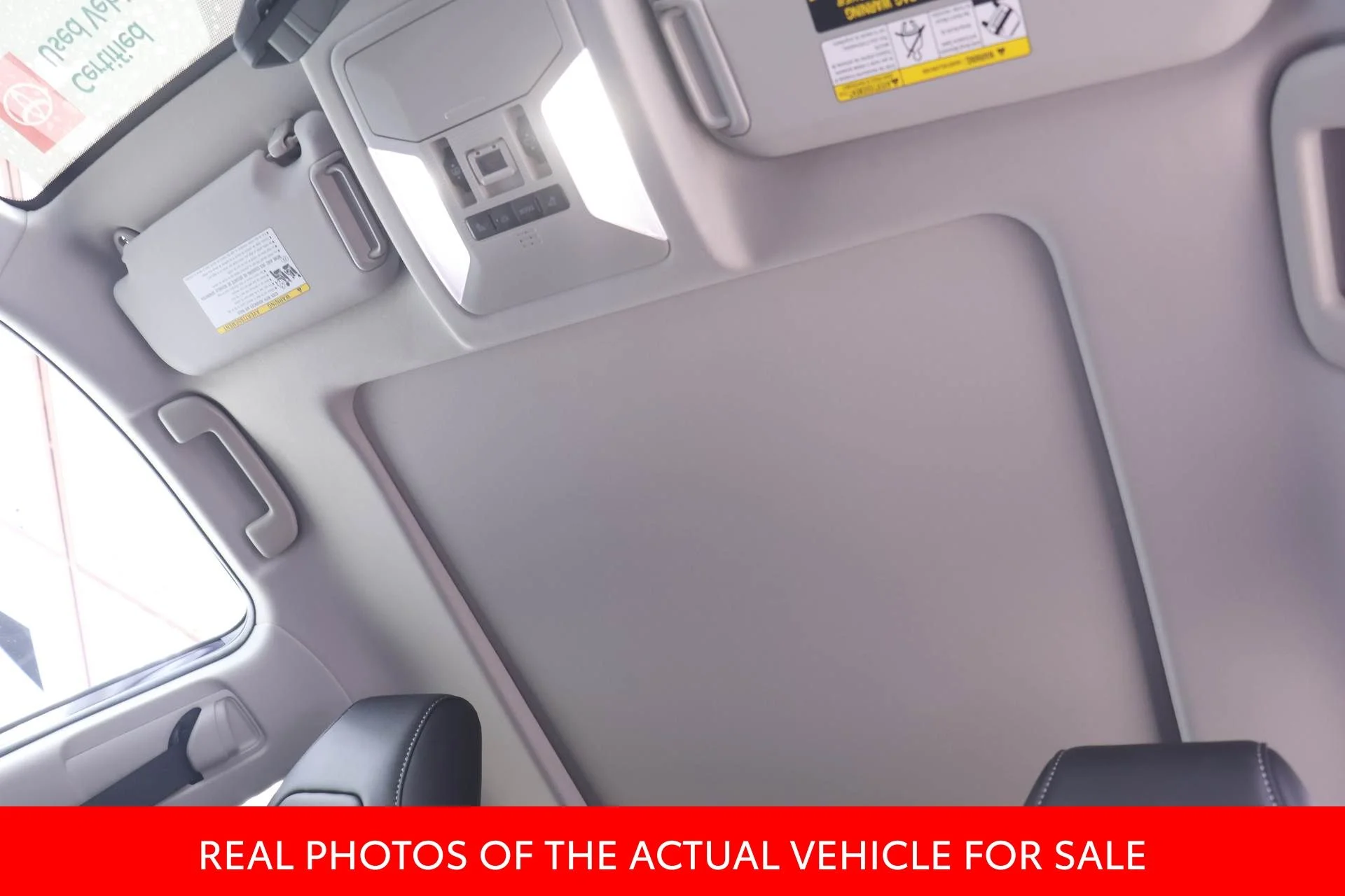 Used 2022  Toyota Limited image 16