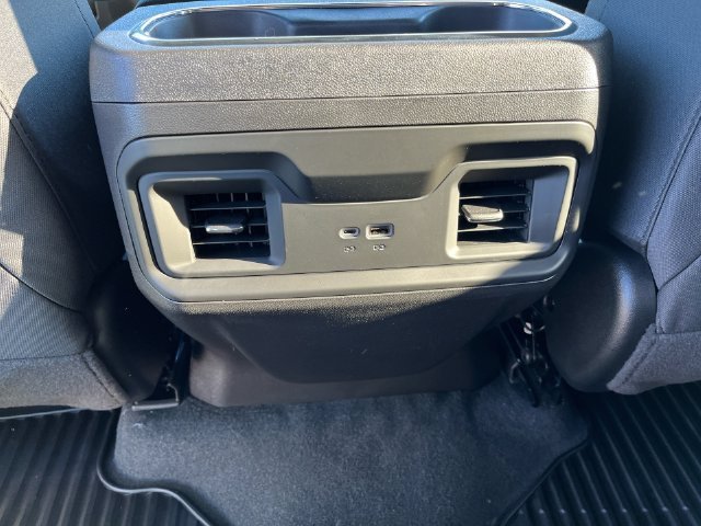 2026 Chevrolet Silverado 1500 photo 30 of 41