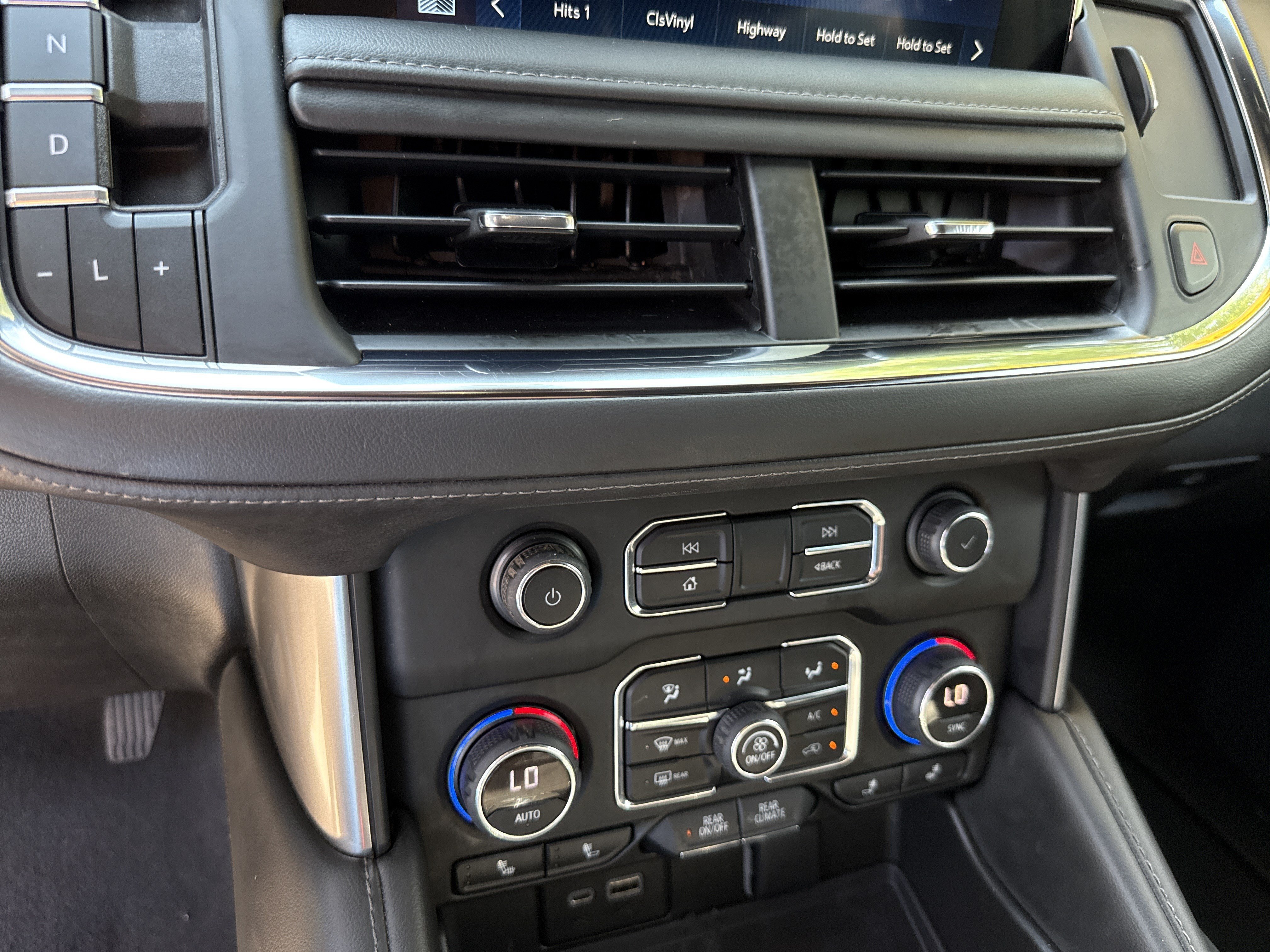Used 2022 Summit White Chevrolet LT image 29