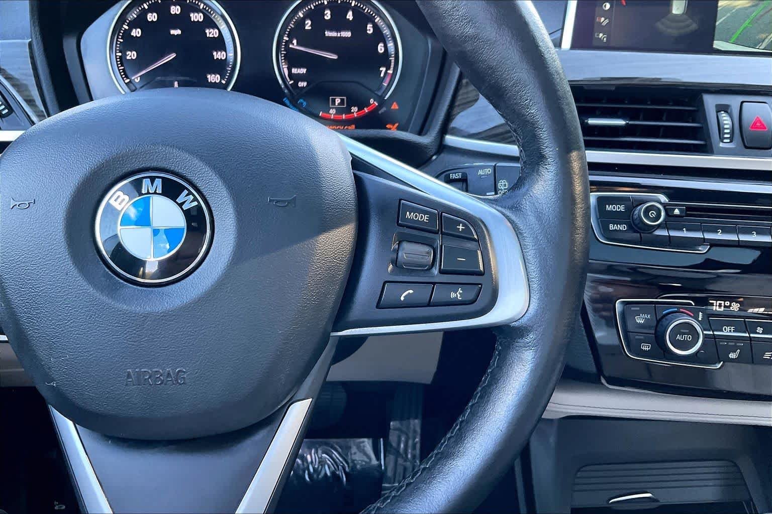 Used 2018 Mineral White Metallic BMW xDrive28i image 24