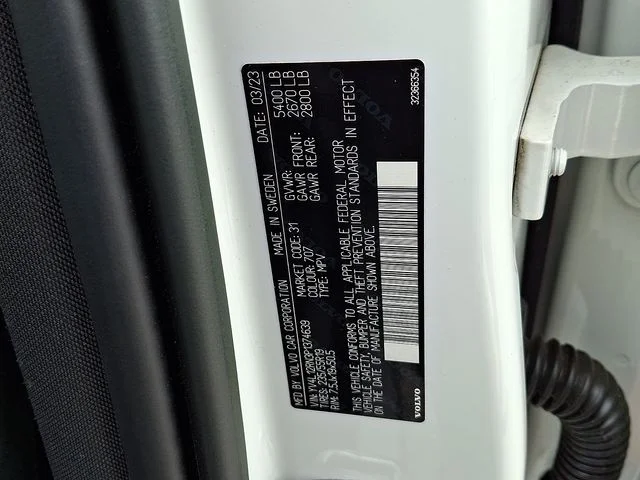 Used 2023 Crystal White Volvo B5 Plus Bright Theme image 27
