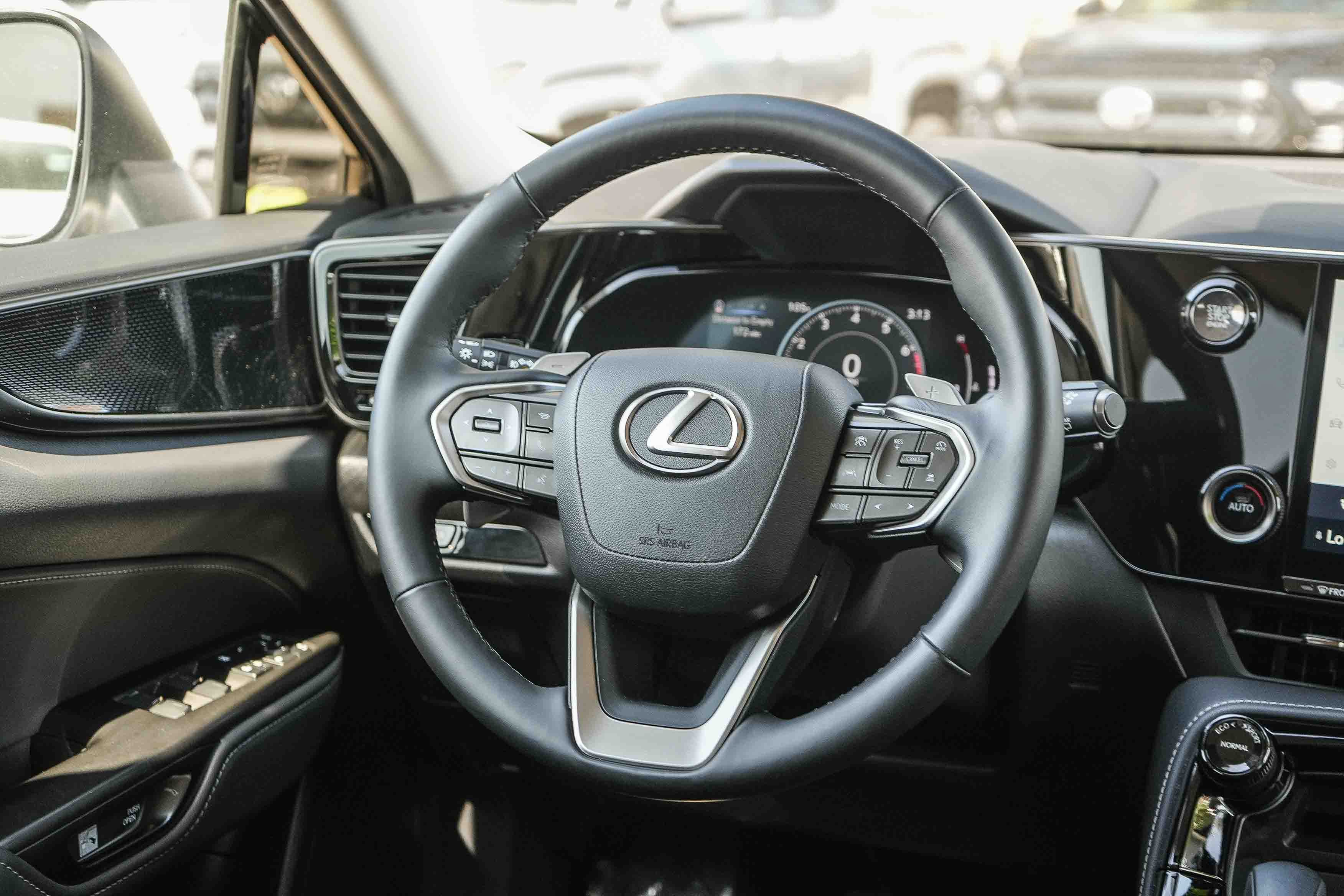 Used 2024 EMINENT WHITE PEA Lexus NX 350 image 15