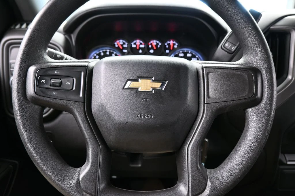 Used 2021 Black Chevrolet Custom image 21