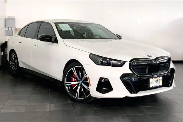 Used 2024 BMW i5 M60 with VIN WBY43FK01RCP82439 for sale in Honolulu, HI
