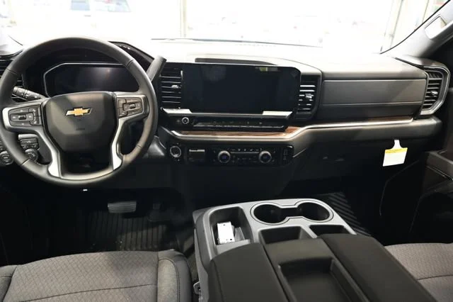 2026 Chevrolet Silverado 1500 LT - Photo 13