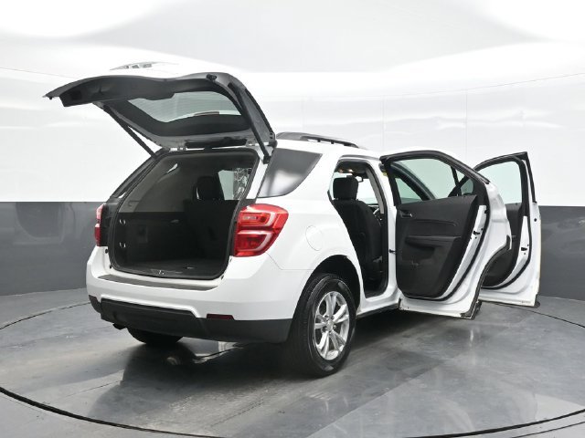 Used 2016 White Chevrolet LT image 29