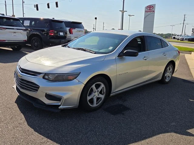 Used 2016 Silver Chevrolet LS image 3