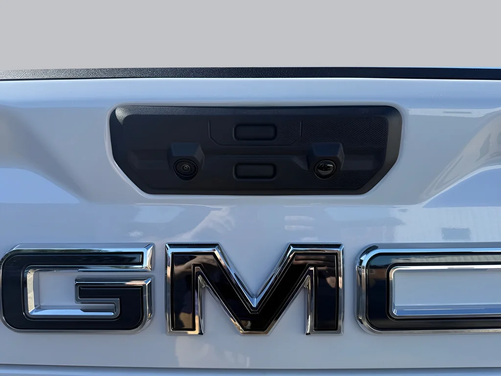 New 2026 Glacier White Tricoat GMC Denali Ultimate image 30