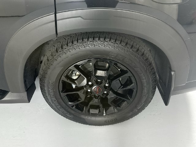 New 2025 Black Nissan PRO-4X image 31