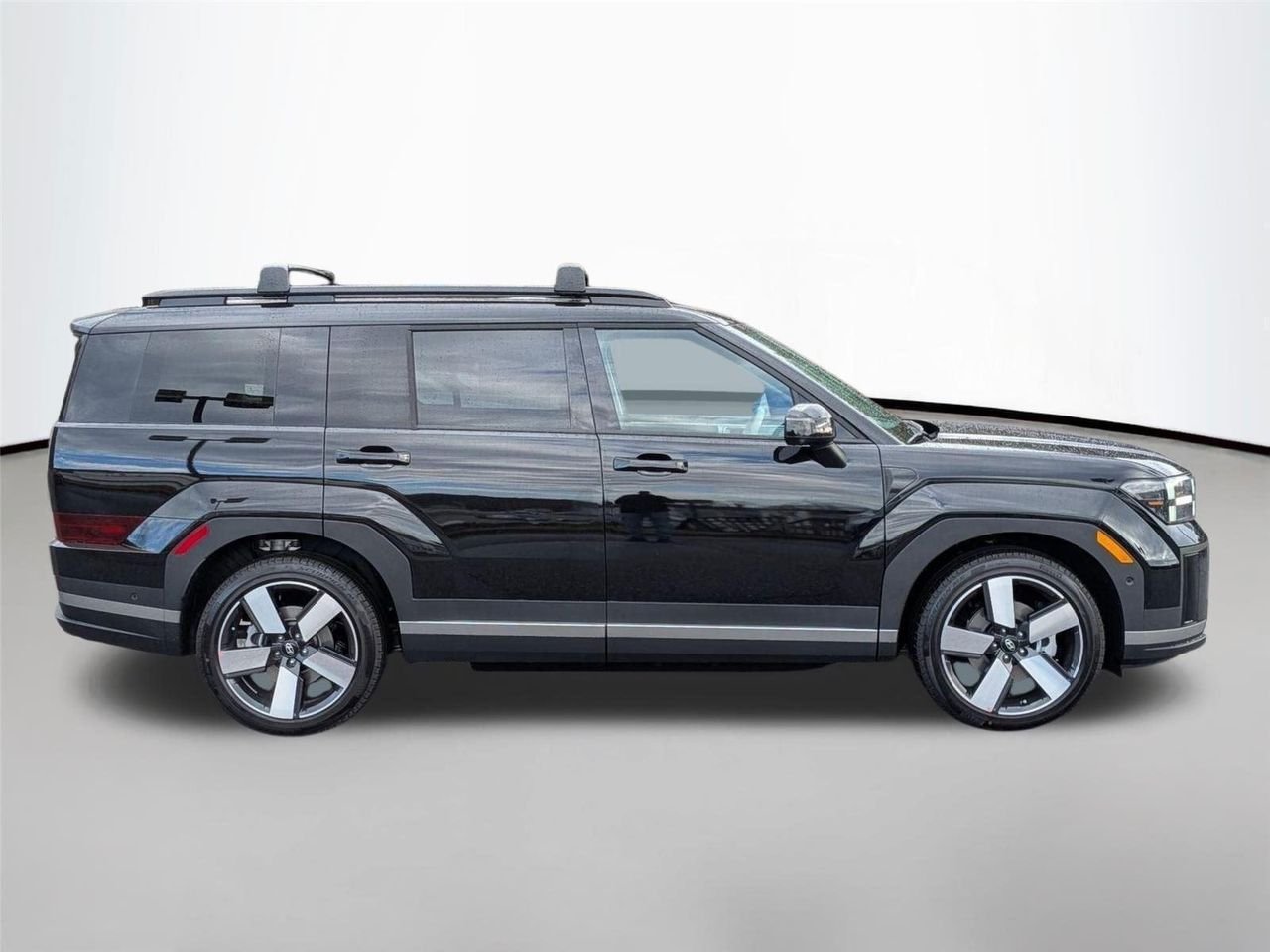 New 2026 Phantom Black Hyundai Limited image 4