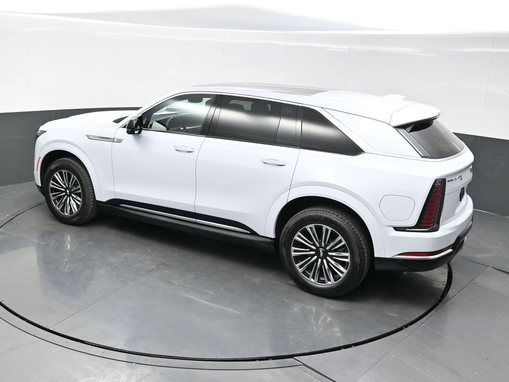 New 2026 Vibrant White Tricoat Cadillac Luxury image 24