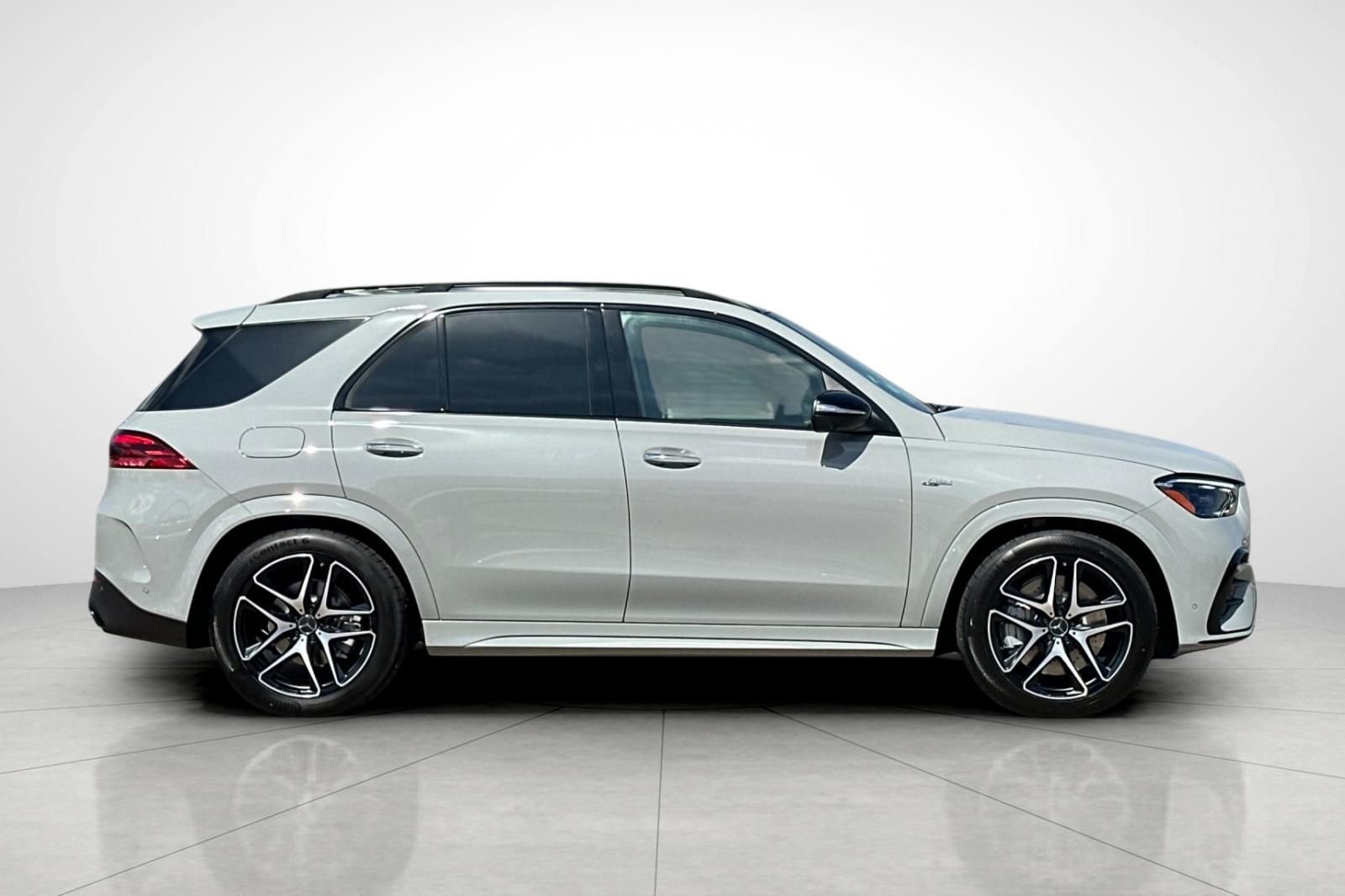 New 2026 MANUFAKTUR Alpine Grey Mercedes-Benz GLE 53 AMG® image 34