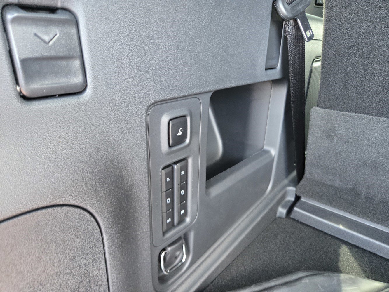 New 2026 Marsh Gray Ford Tremor image 27