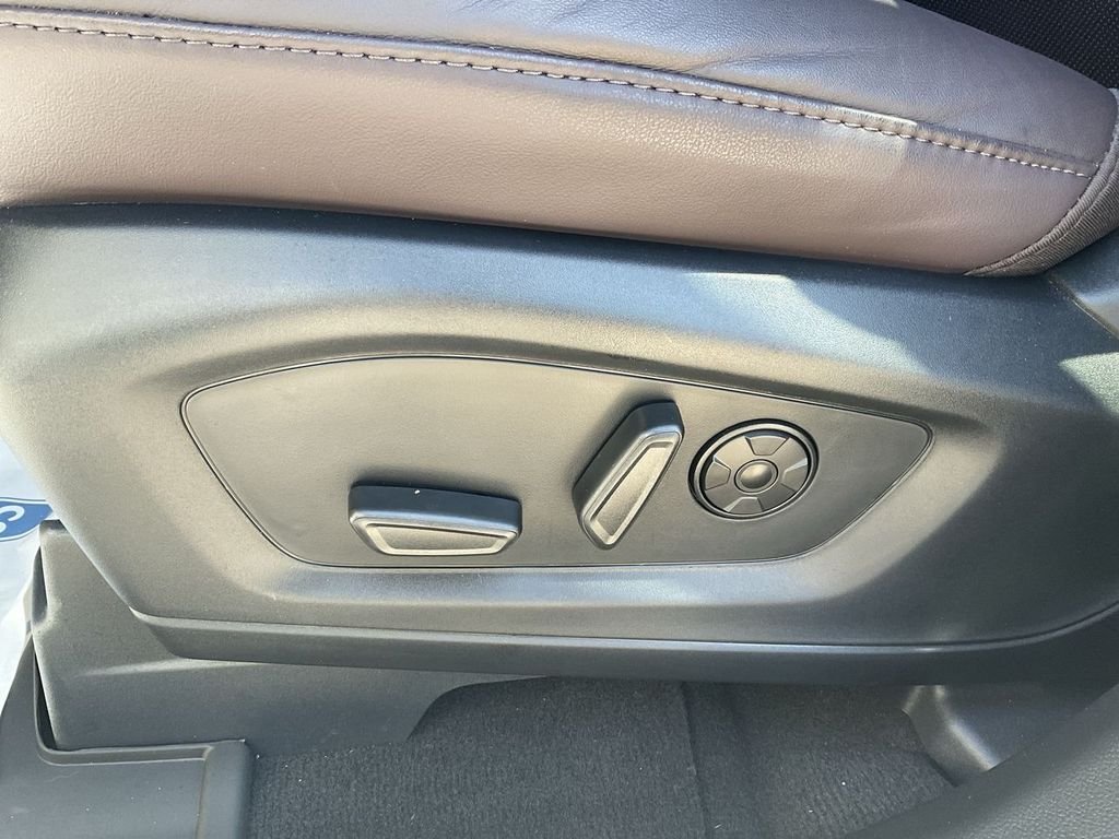 2026 Ford Explorer Platinum - Photo 12