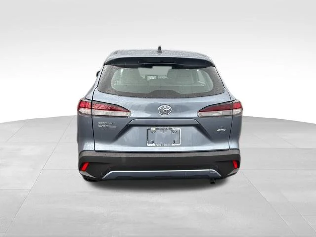 2026 Toyota Corolla Cross L - Photo 4