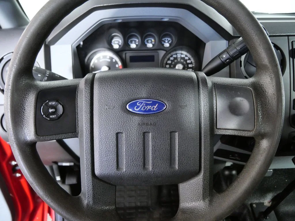 Used 2015 Red Ford XL image 21