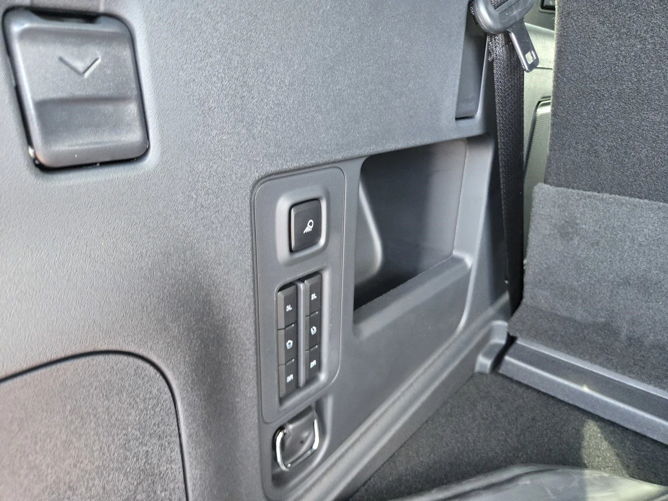 New 2026 Marsh Gray Ford Tremor image 27