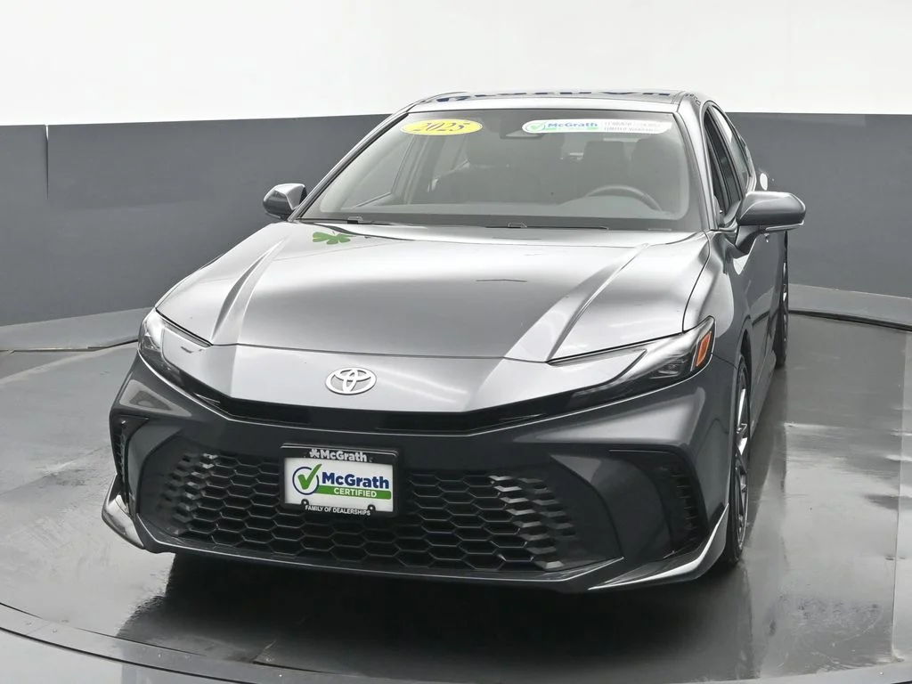 Used 2025  Toyota XSE image 19